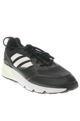 Дамски обувки Adidas Originals, Размер 40, Цвят Черен, Цена 98,04 лв.