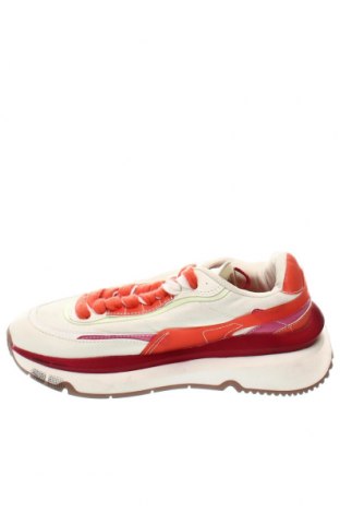 Γυναικεία παπούτσια Bershka, Μέγεθος 37, Χρώμα Λευκό, Τιμή 23,71 €