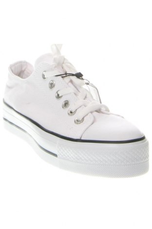 Γυναικεία παπούτσια Boohoo, Μέγεθος 39, Χρώμα Λευκό, Τιμή 23,71 €