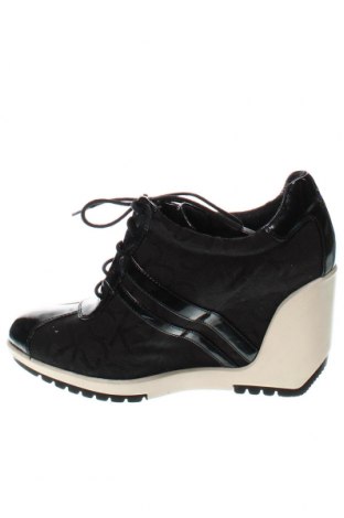 Дамски обувки Calvin Klein, Размер 36, Цвят Черен, Цена 60,00 лв.