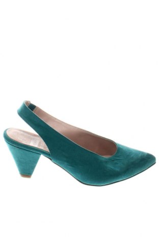 Дамски обувки Chika 10, Размер 36, Цвят Зелен, Цена 26,40 лв.