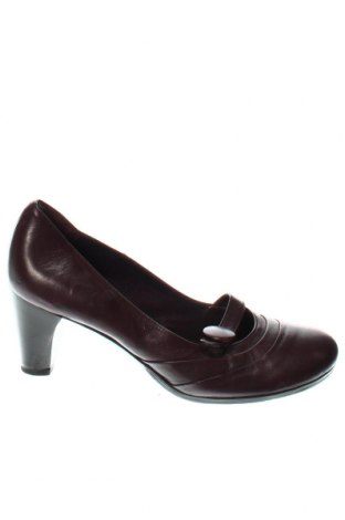Дамски обувки Laura Bellariva, Размер 37, Цвят Лилав, Цена 77,41 лв.