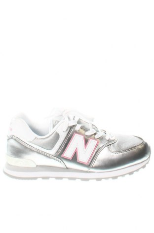 Дамски обувки New Balance, Размер 37, Цвят Сив, Цена 172,00 лв.