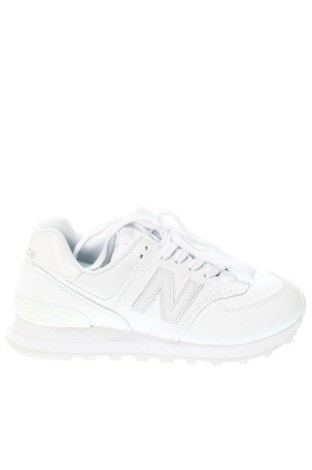 Дамски обувки New Balance, Размер 38, Цвят Бял, Цена 146,20 лв.