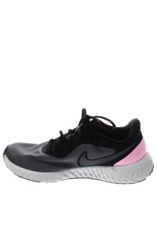 Дамски обувки Nike, Размер 41, Цвят Многоцветен, Цена 75,00 лв.