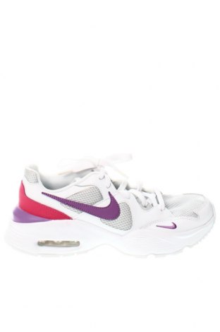 Дамски обувки Nike, Размер 40, Цвят Многоцветен, Цена 89,00 лв.