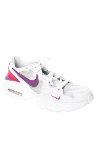 Дамски обувки Nike, Размер 40, Цвят Многоцветен, Цена 89,00 лв.