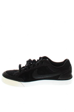 Дамски обувки Nike, Размер 37, Цвят Черен, Цена 54,28 лв.