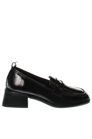 Дамски обувки Petalle, Размер 36, Цвят Черен, Цена 62,00 лв.