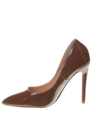 Дамски обувки Steve Madden, Размер 36, Цвят Кафяв, Цена 64,18 лв.