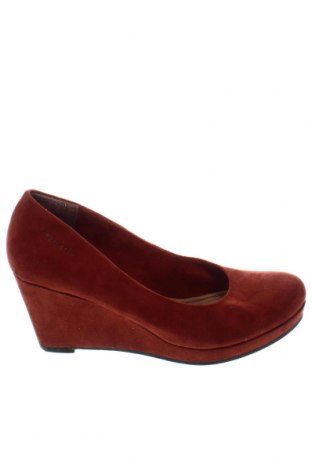 Дамски обувки Tamaris, Размер 40, Цвят Червен, Цена 22,32 лв.