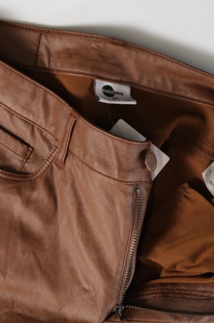 Pantaloni de femei, Mărime L, Culoare Maro, Preț 95,39 Lei