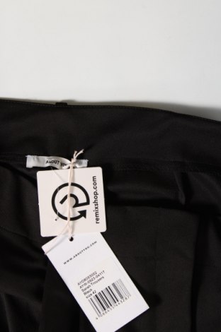 Γυναικείο παντελόνι About You, Μέγεθος L, Χρώμα Μαύρο, Τιμή 14,06 €
