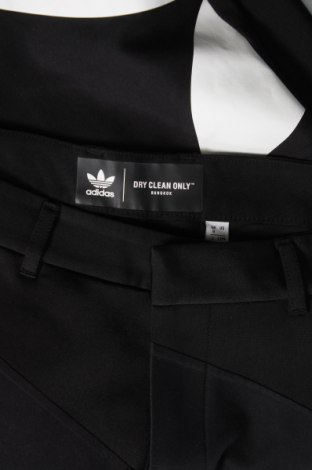 Дамски панталон Adidas Originals, Размер XS, Цвят Черен, Цена 31,35 лв.