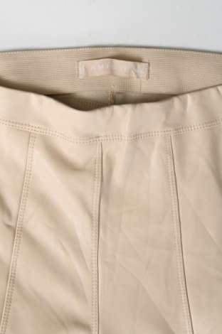 Дамски панталон Amisu, Размер XXS, Цвят Бежов, Цена 8,36 лв.