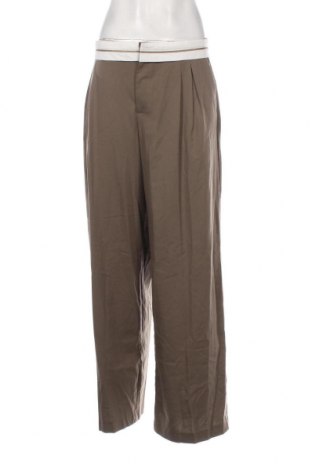 Pantaloni de femei Bershka, Mărime L, Culoare Verde, Preț 75,66 Lei