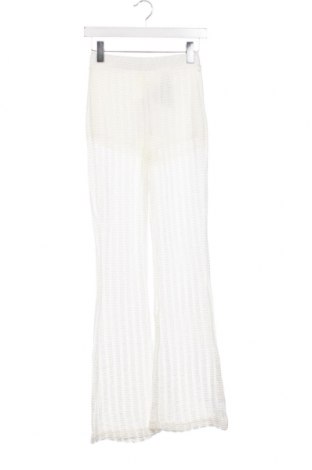 Дамски панталон Bershka, Размер XS, Цвят Бял, Цена 20,70 лв.