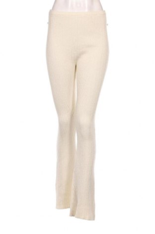 Γυναικείο παντελόνι Bershka, Μέγεθος M, Χρώμα  Μπέζ, Τιμή 23,71 €