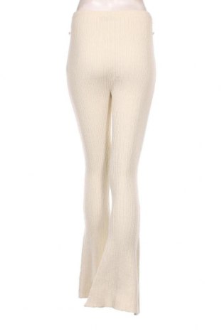 Γυναικείο παντελόνι Bershka, Μέγεθος M, Χρώμα  Μπέζ, Τιμή 23,71 €