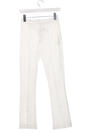 Γυναικείο παντελόνι Bershka, Μέγεθος XS, Χρώμα Λευκό, Τιμή 11,62 €