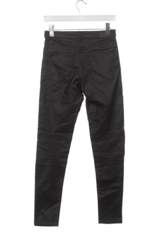 Дамски панталон Bershka, Размер M, Цвят Черен, Цена 10,15 лв.