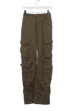 Дамски панталон Bershka, Размер XXS, Цвят Зелен, Цена 14,50 лв.