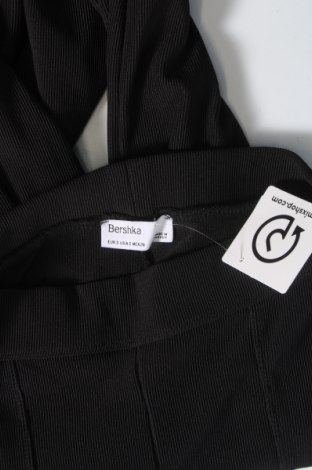 Damenhose Bershka, Größe S, Farbe Schwarz, Preis 9,08 €