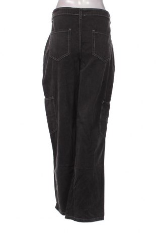 Дамски панталон Boohoo, Размер L, Цвят Сив, Цена 25,34 лв.