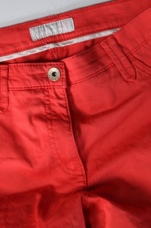 Γυναικείο παντελόνι Brax, Μέγεθος M, Χρώμα Κόκκινο, Τιμή 22,71 €