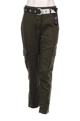 Дамски панталон Calvin Klein Jeans, Размер S, Цвят Зелен, Цена 70,20 лв.