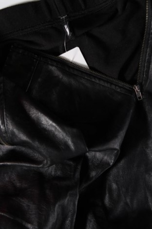 Γυναικείο παντελόνι Calzedonia, Μέγεθος S, Χρώμα Μαύρο, Τιμή 5,58 €