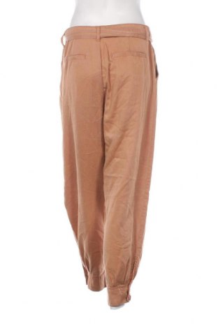 Pantaloni de femei Clockhouse, Mărime M, Culoare Bej, Preț 32,43 Lei