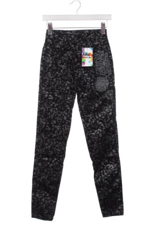 Дамски панталон Desigual, Размер XS, Цвят Черен, Цена 54,60 лв.