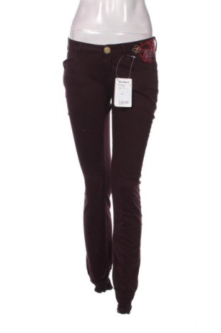 Дамски панталон Desigual, Размер S, Цвят Червен, Цена 92,04 лв.