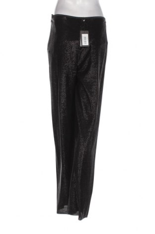 Дамски панталон Emporio Armani, Размер M, Цвят Черен, Цена 231,42 лв.