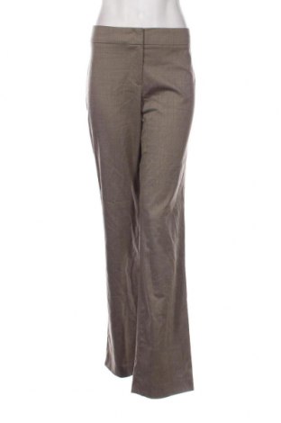 Дамски панталон Escada, Размер M, Цвят Бежов, Цена 112,56 лв.
