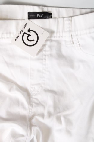 Γυναικείο παντελόνι F&F, Μέγεθος S, Χρώμα Λευκό, Τιμή 14,83 €