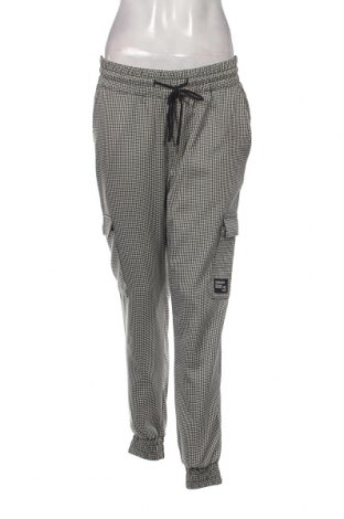 Дамски панталон Fb Sister, Размер XS, Цвят Многоцветен, Цена 11,60 лв.