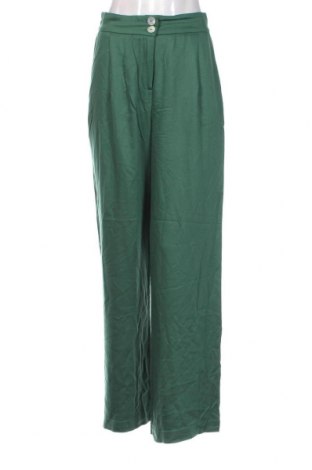 Дамски панталон Gatta, Размер M, Цвят Зелен, Цена 35,19 лв.