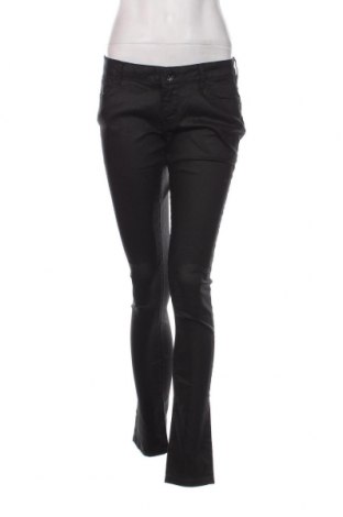 Γυναικείο παντελόνι Guess, Μέγεθος L, Χρώμα Μαύρο, Τιμή 46,39 €
