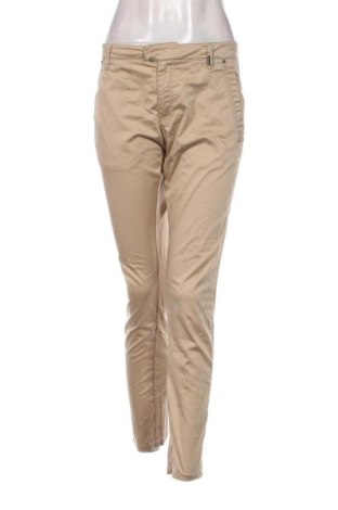 Дамски панталон Guess By Marciano, Размер M, Цвят Бежов, Цена 132,13 лв.
