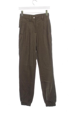 Pantaloni de femei Guido Maria Kretschmer for About You, Mărime XS, Culoare Verde, Preț 45,89 Lei