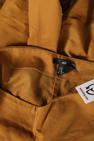 Дамски панталон H&M, Размер M, Цвят Бежов, Цена 15,66 лв.