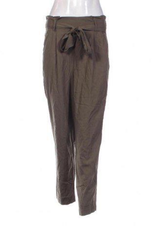Дамски панталон H&M, Размер M, Цвят Зелен, Цена 7,87 лв.