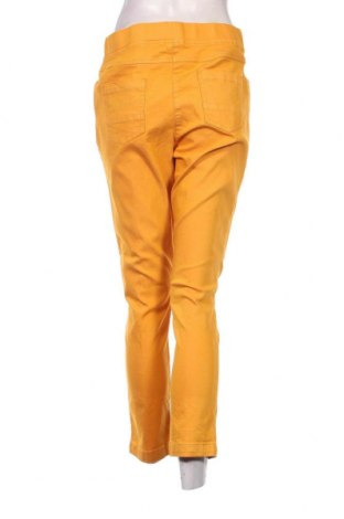 Дамски панталон Helena Vera, Размер L, Цвят Жълт, Цена 22,17 лв.