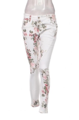 Дамски панталон KAROSTAR, Размер M, Цвят Бял, Цена 16,54 лв.