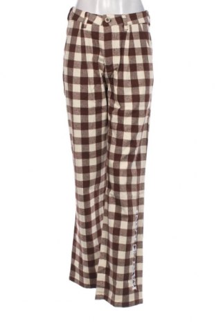 Γυναικείο παντελόνι Karl Kani, Μέγεθος M, Χρώμα Πολύχρωμο, Τιμή 12,78 €