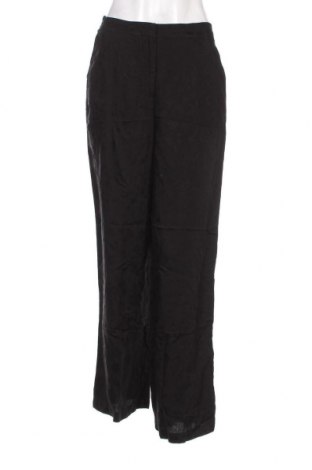 Дамски панталон Karl Marc John, Размер M, Цвят Черен, Цена 23,40 лв.