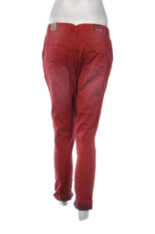 Дамски панталон Khujo, Размер M, Цвят Червен, Цена 84,24 лв.