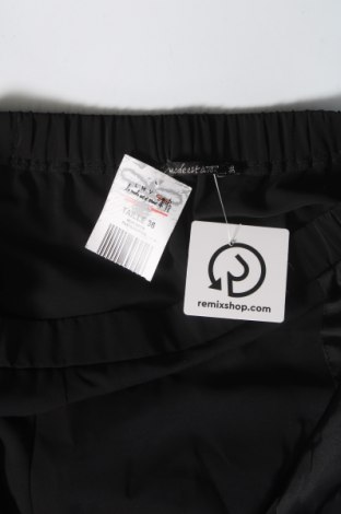 Pantaloni de femei La Mode Est A Vous, Mărime S, Culoare Negru, Preț 62,04 Lei